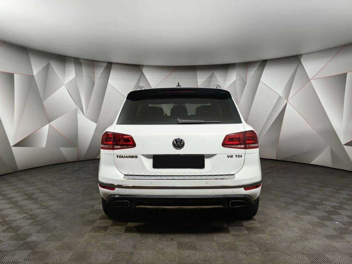 Купить Volkswagen Touareg с пробегом. Фото: #7