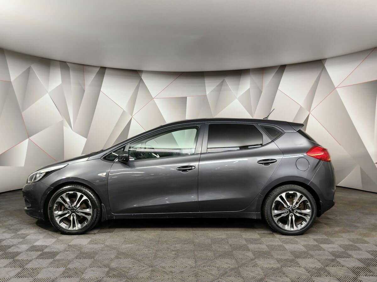 Купить Kia Ceed с пробегом. Фото: #4
