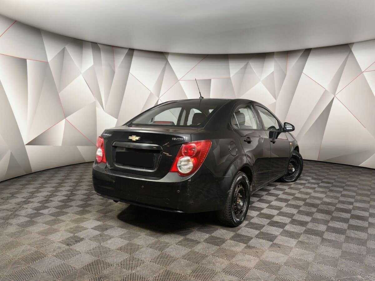 Купить Chevrolet Aveo с пробегом. Фото: #1