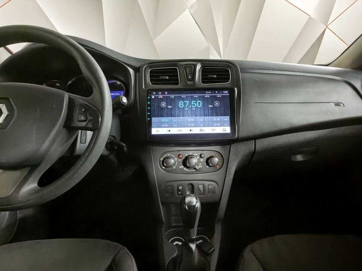 Купить Renault Sandero с пробегом. Фото: #10