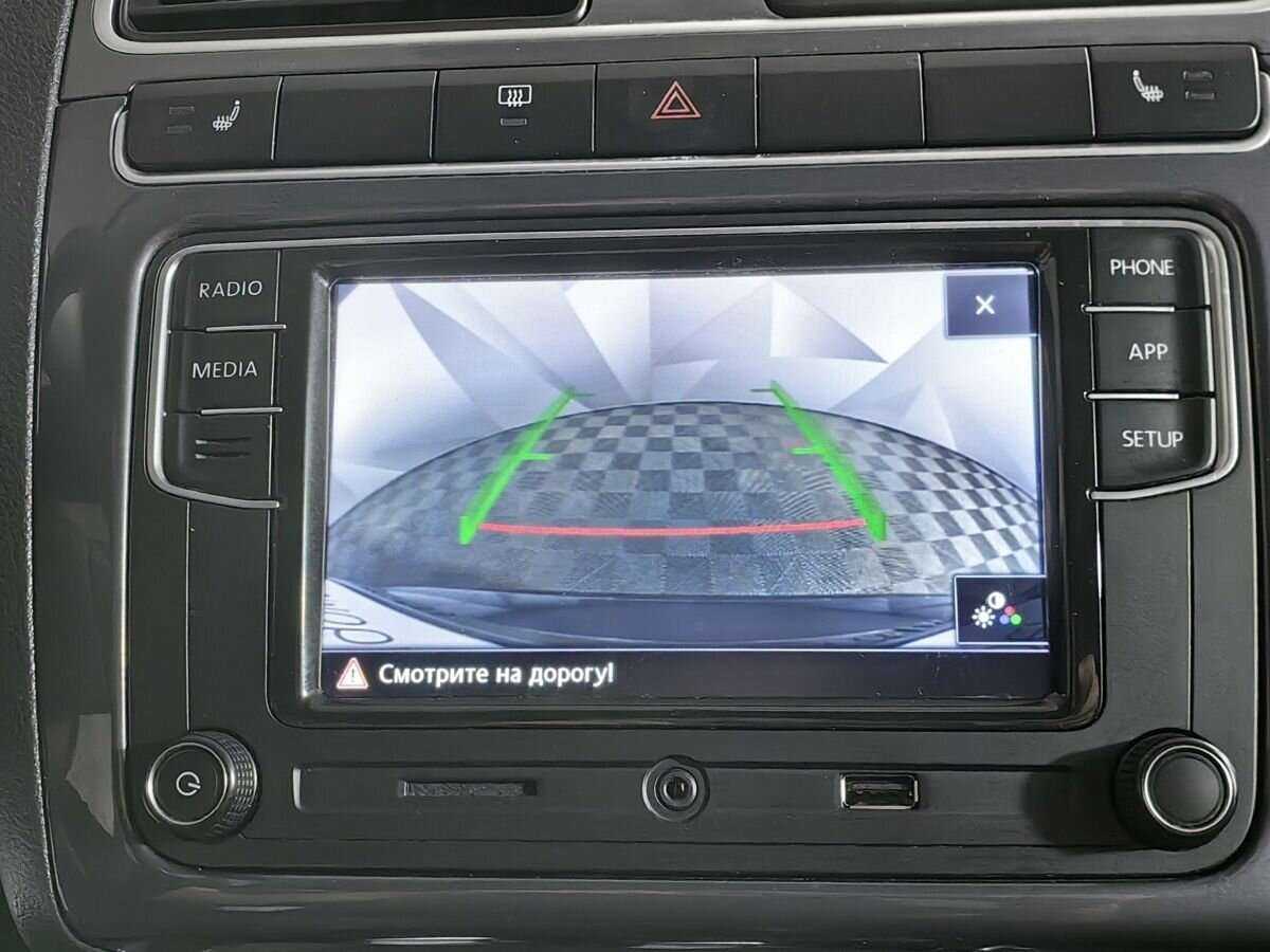 Купить Volkswagen Polo с пробегом. Фото: #16