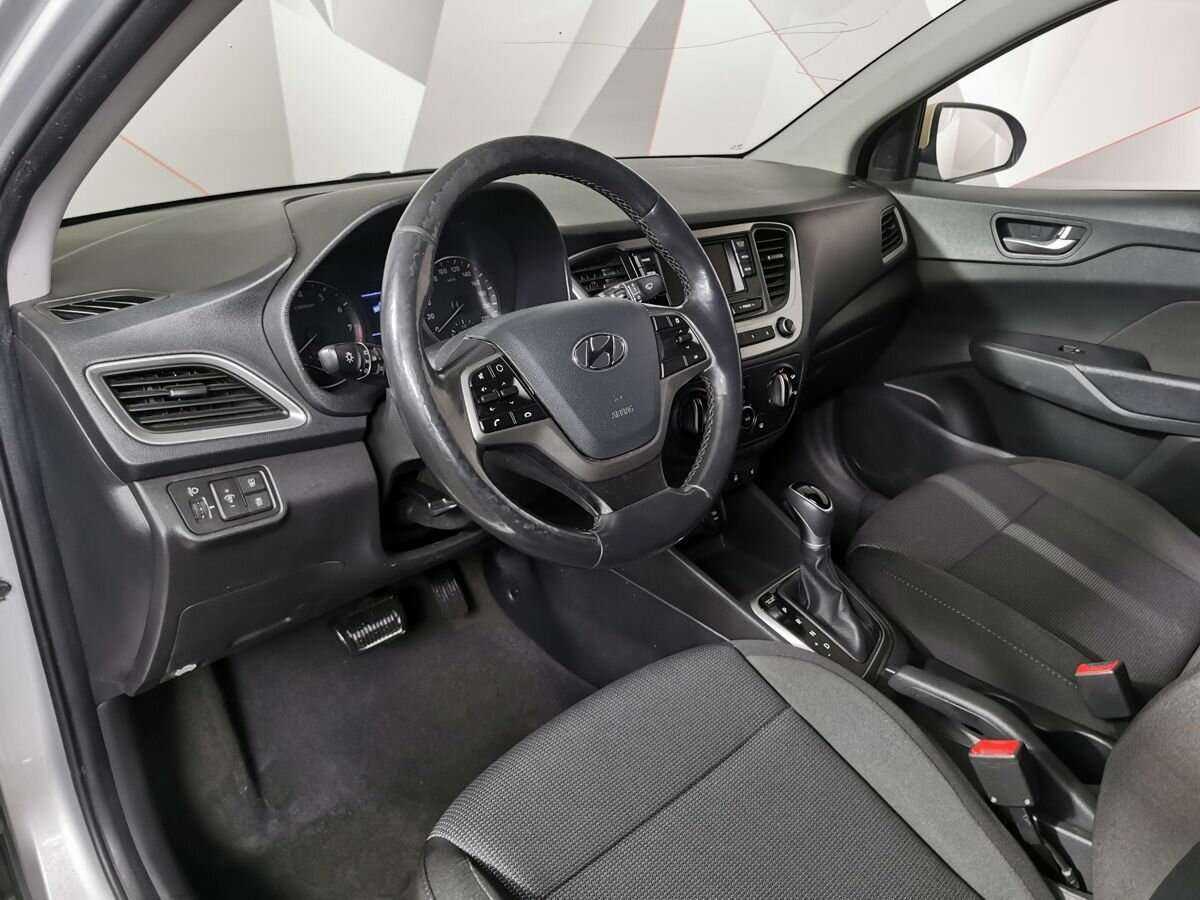Купить Hyundai Solaris с пробегом. Фото: #13