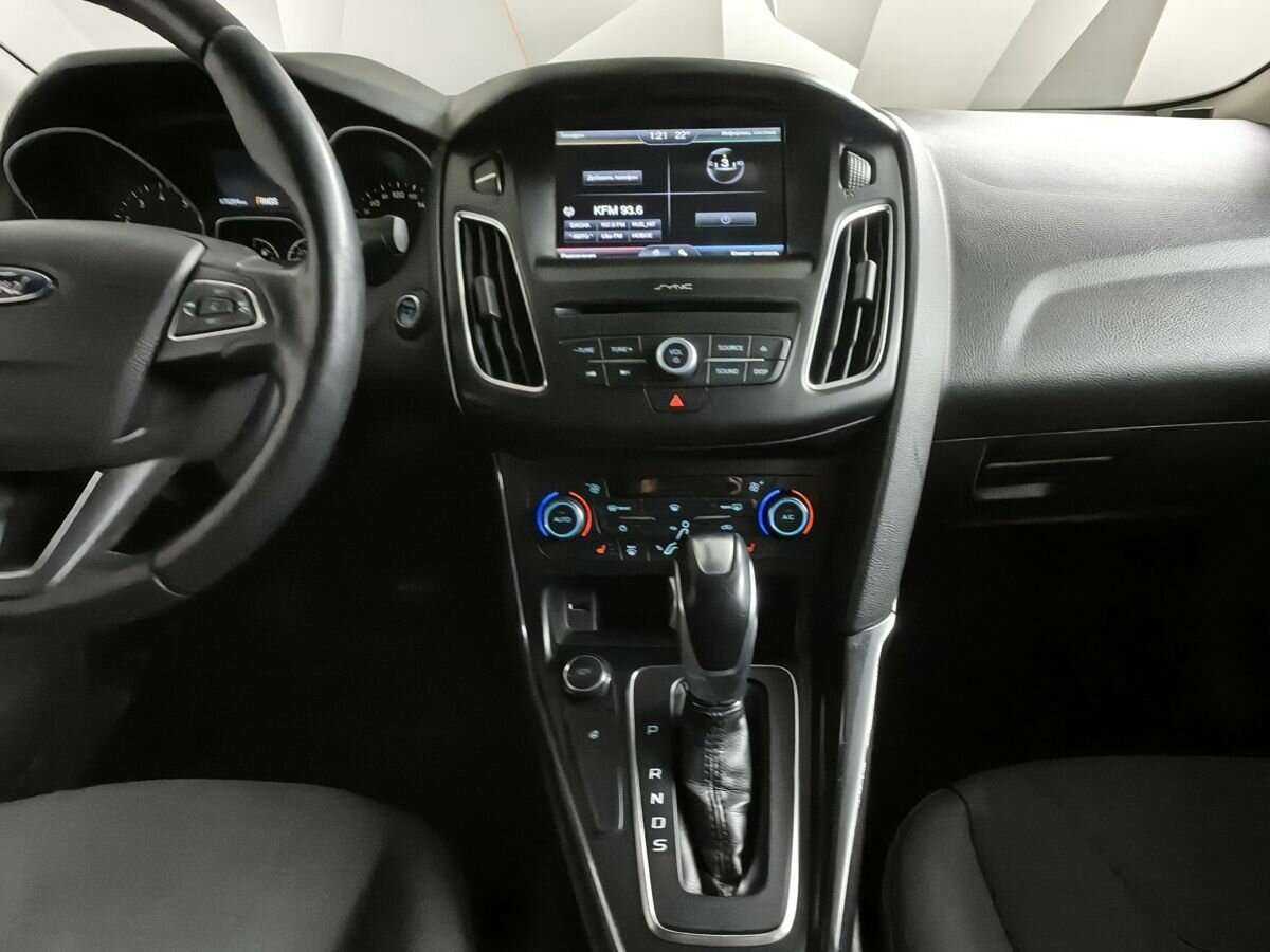 Купить Ford Focus с пробегом. Фото: #10