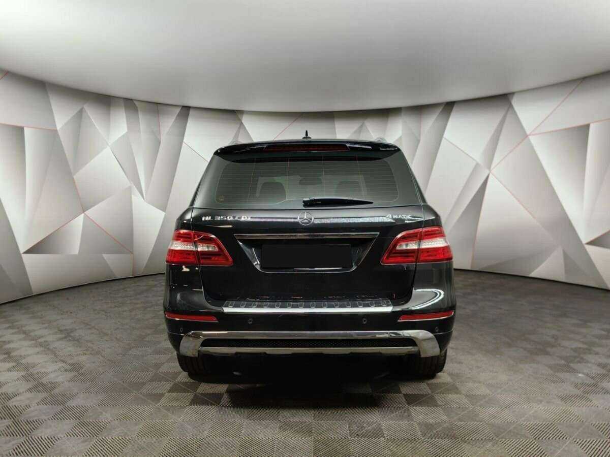 Купить Mercedes-Benz M-Класс с пробегом. Фото: #7