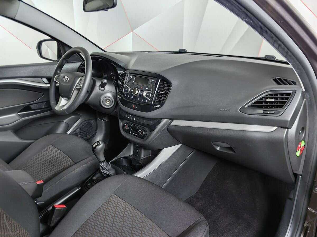 Купить Lada (ВАЗ) Vesta с пробегом. Фото: #8