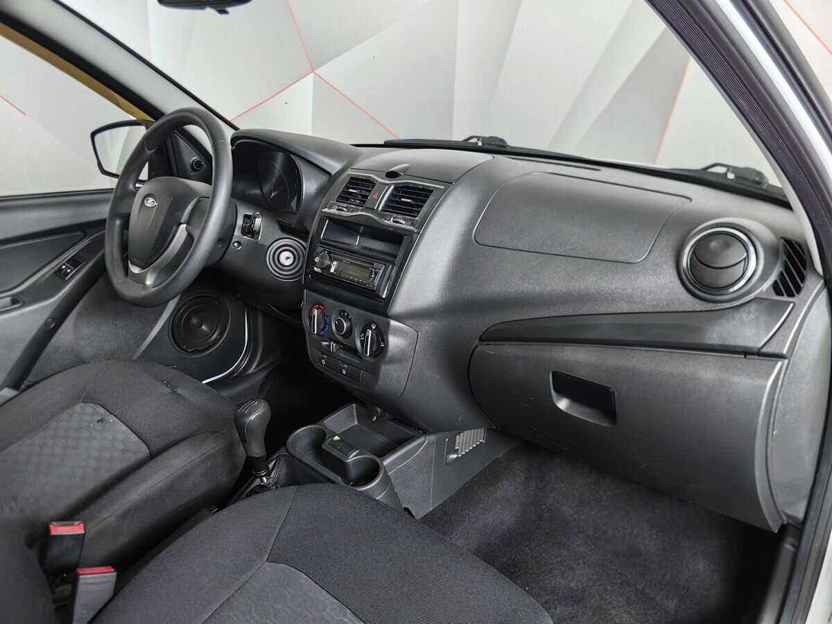 Купить Lada (ВАЗ) Granta с пробегом. Фото: #8