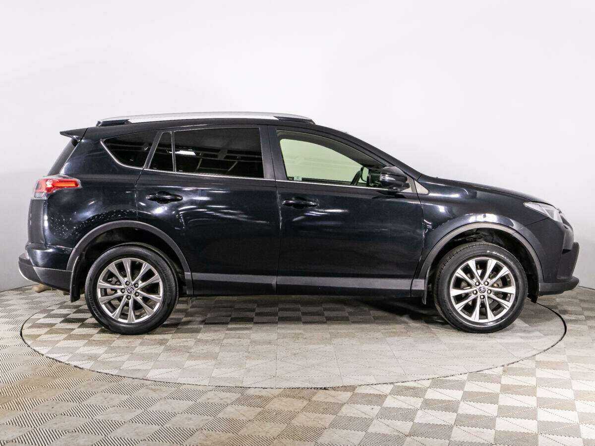 Купить Toyota RAV4 с пробегом. Фото: #3