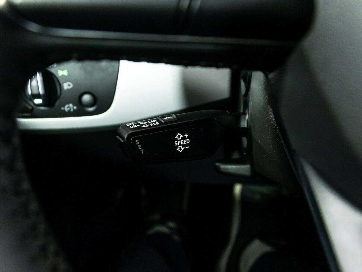 Купить Audi A4 с пробегом. Фото: #16