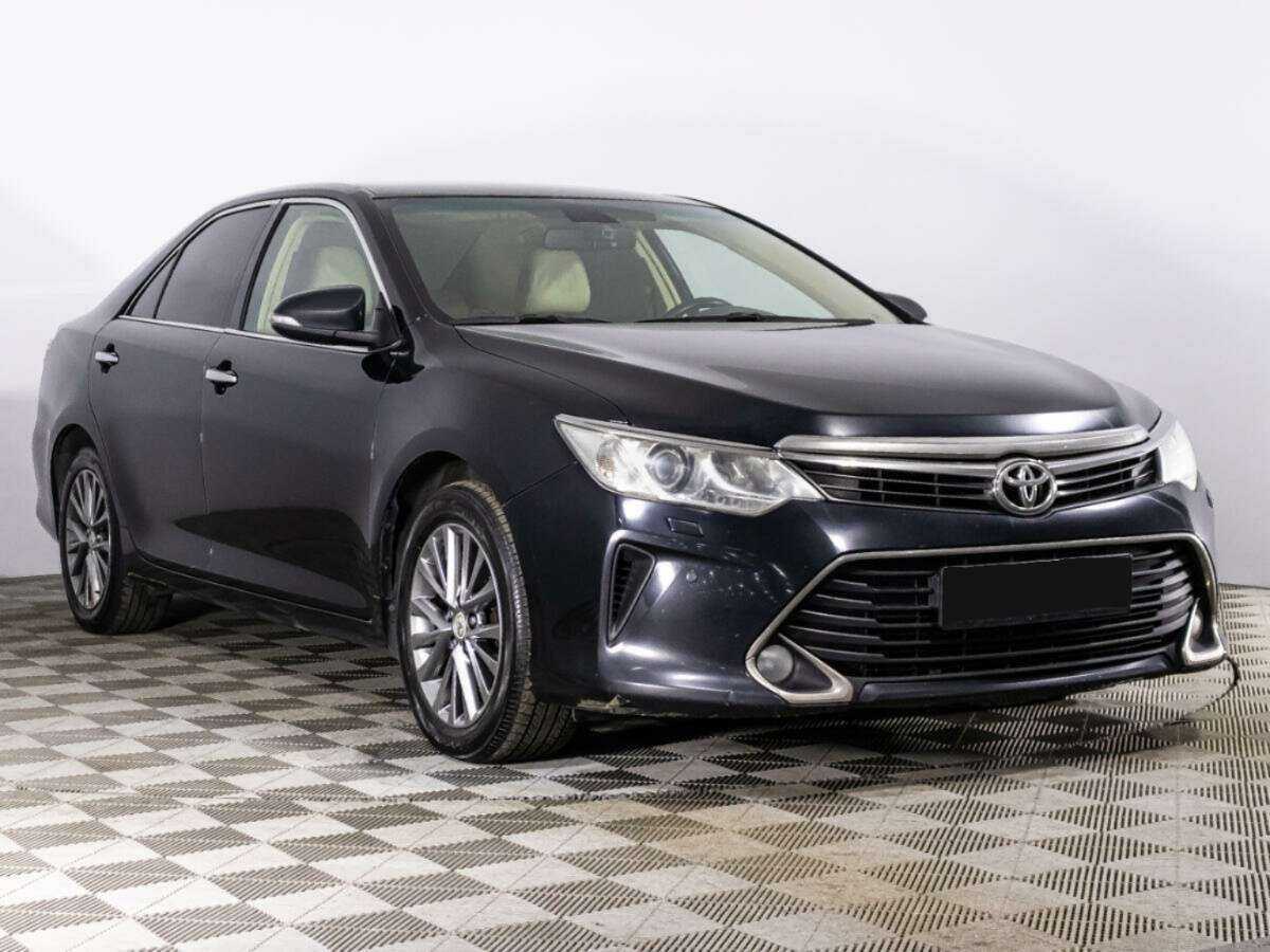 Купить Toyota Camry с пробегом. Фото: #2