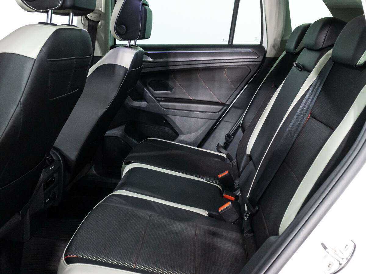 Купить Volkswagen Tiguan с пробегом. Фото: #9