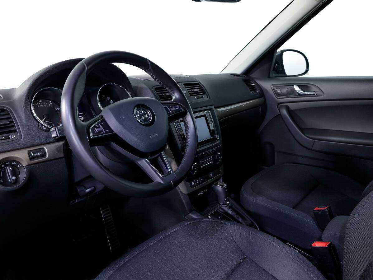 Купить Skoda Yeti с пробегом. Фото: #9