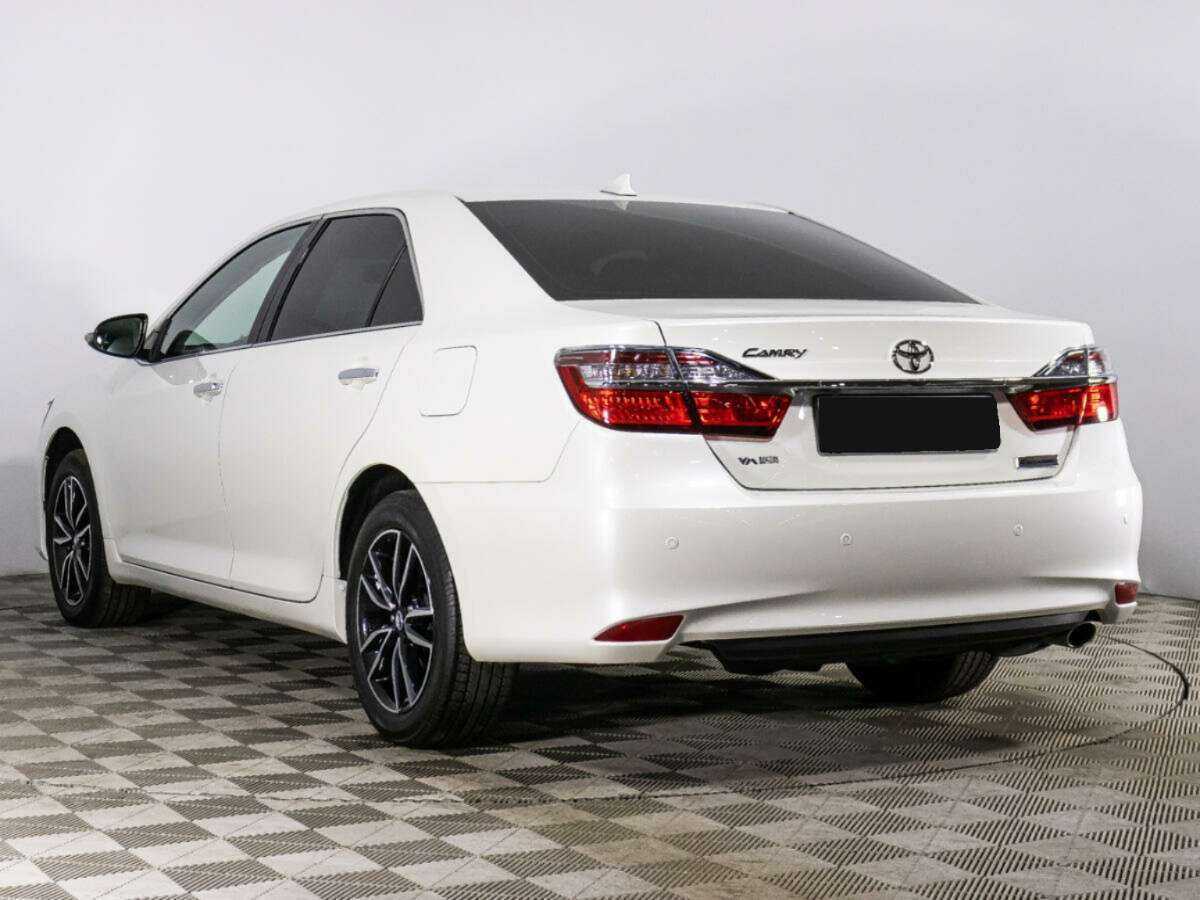 Купить Toyota Camry с пробегом. Фото: #6