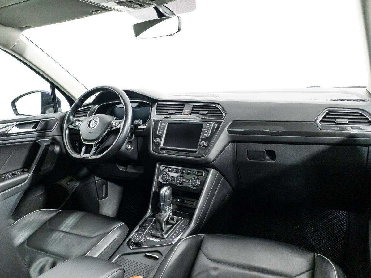 Купить Volkswagen Tiguan с пробегом. Фото: #8