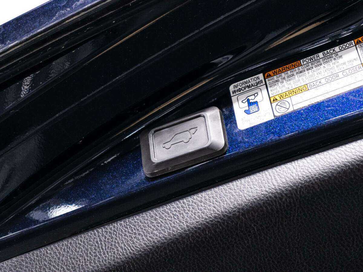 Купить Toyota RAV4 с пробегом. Фото: #14