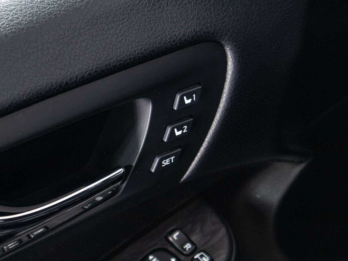 Купить Toyota Camry с пробегом. Фото: #16