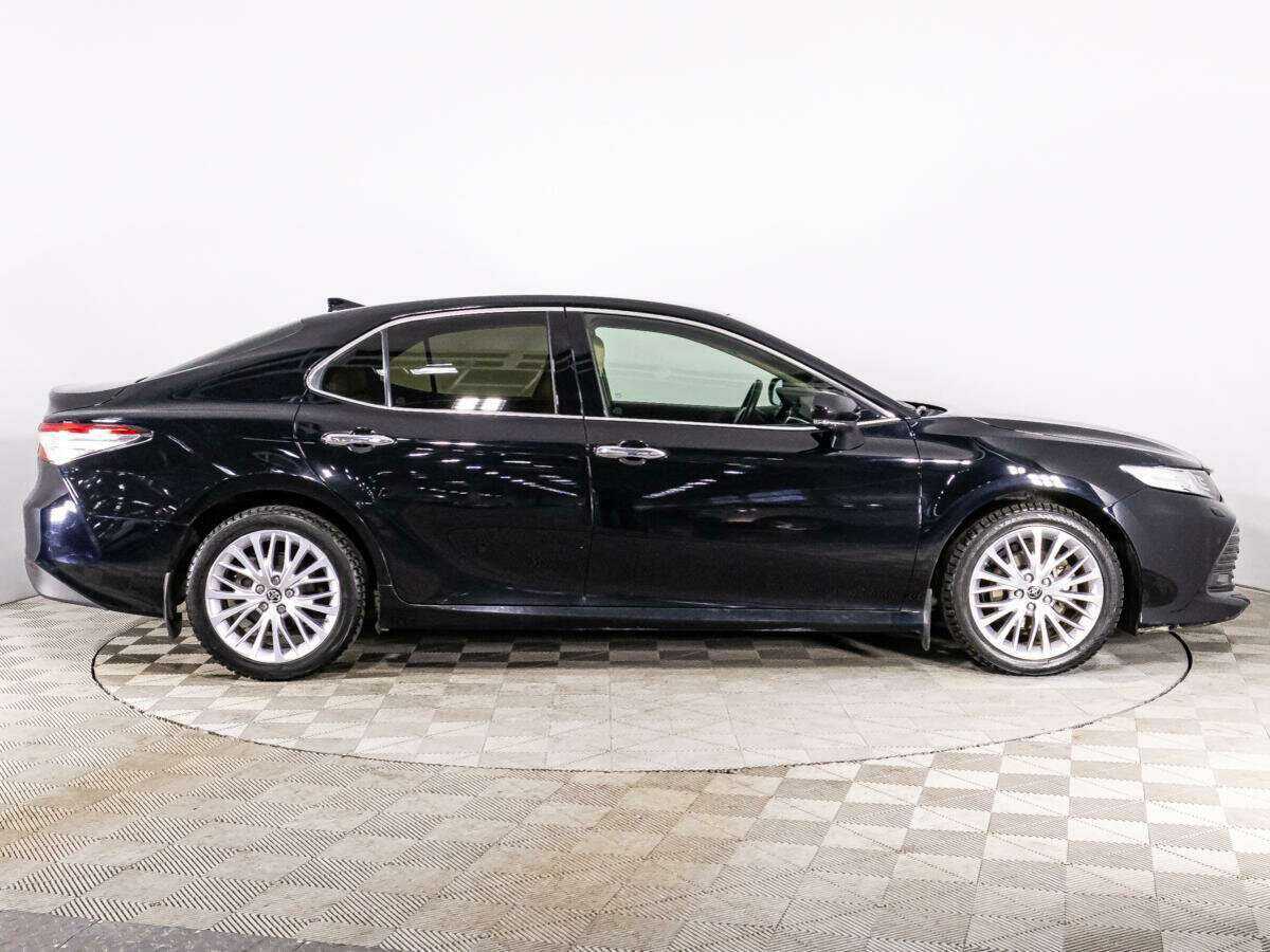 Купить Toyota Camry с пробегом. Фото: #3