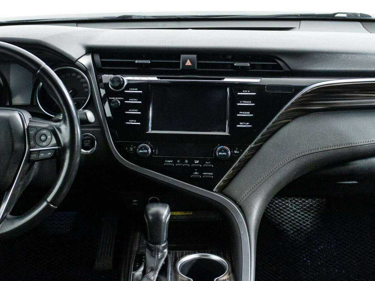 Купить Toyota Camry с пробегом. Фото: #13