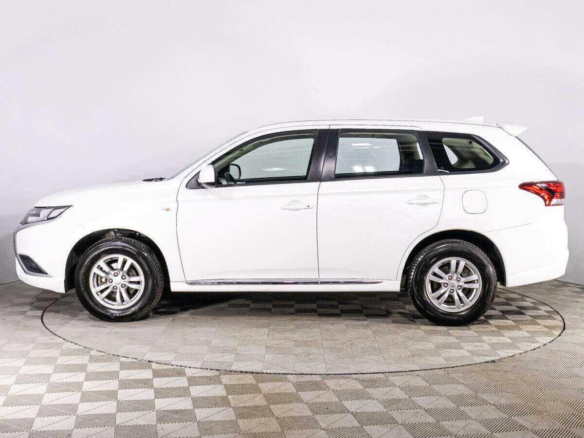 Купить Mitsubishi Outlander с пробегом. Фото: #7
