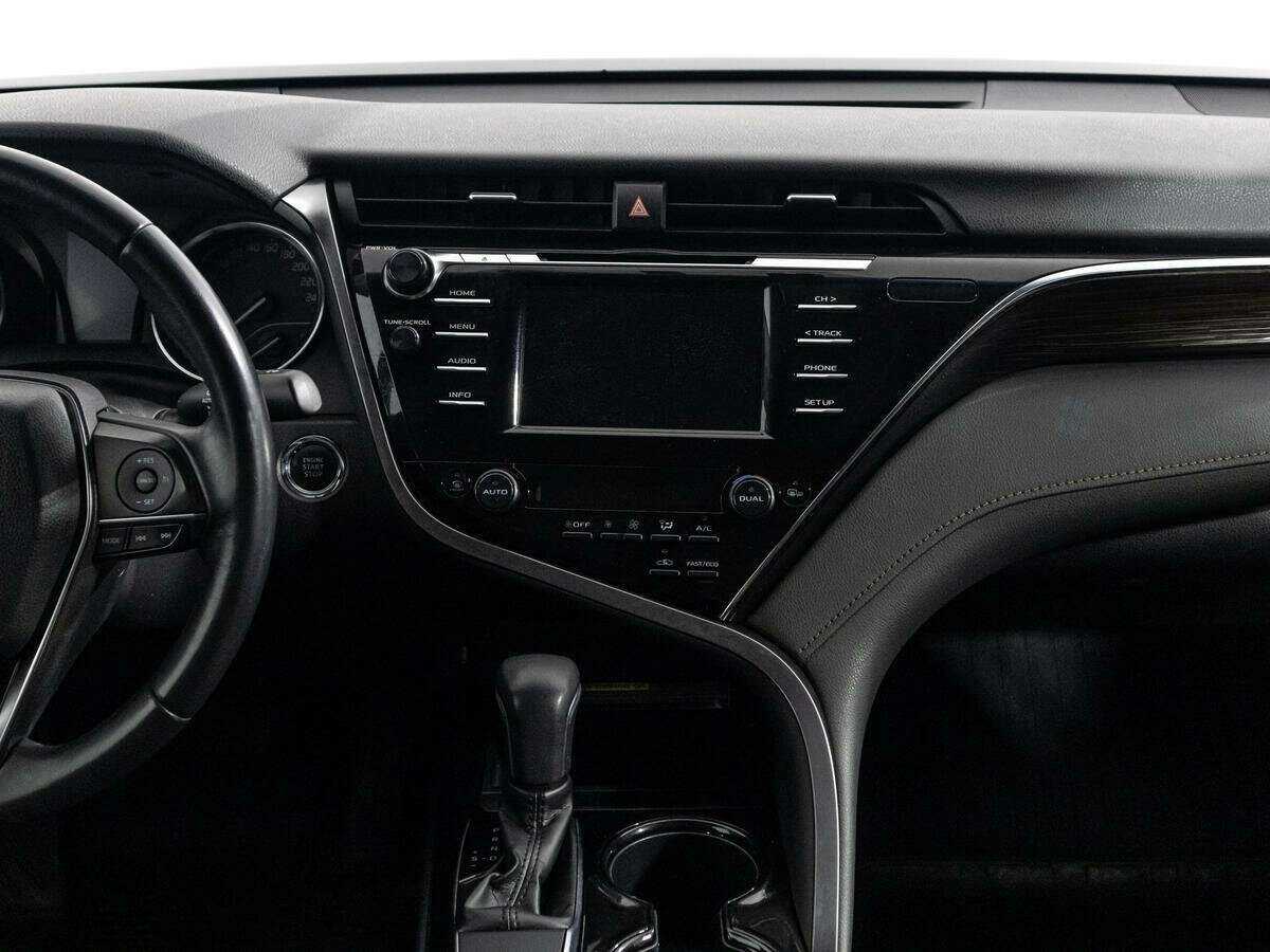 Купить Toyota Camry с пробегом. Фото: #13