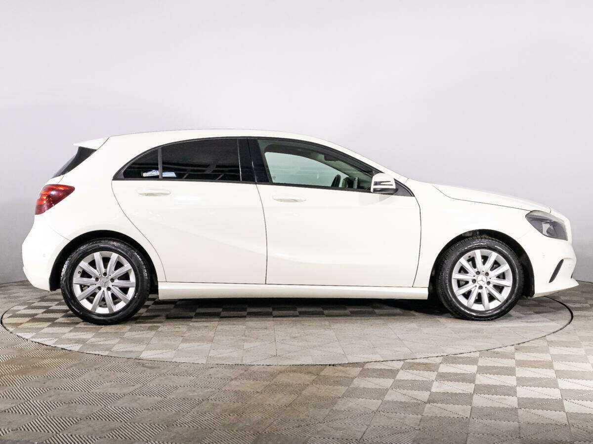 Купить Mercedes-Benz A-Класс с пробегом. Фото: #3