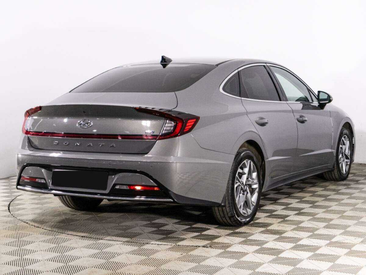 Купить Hyundai Sonata с пробегом. Фото: #4