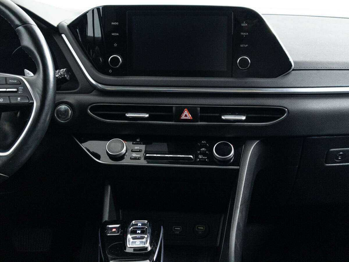 Купить Hyundai Sonata с пробегом. Фото: #13