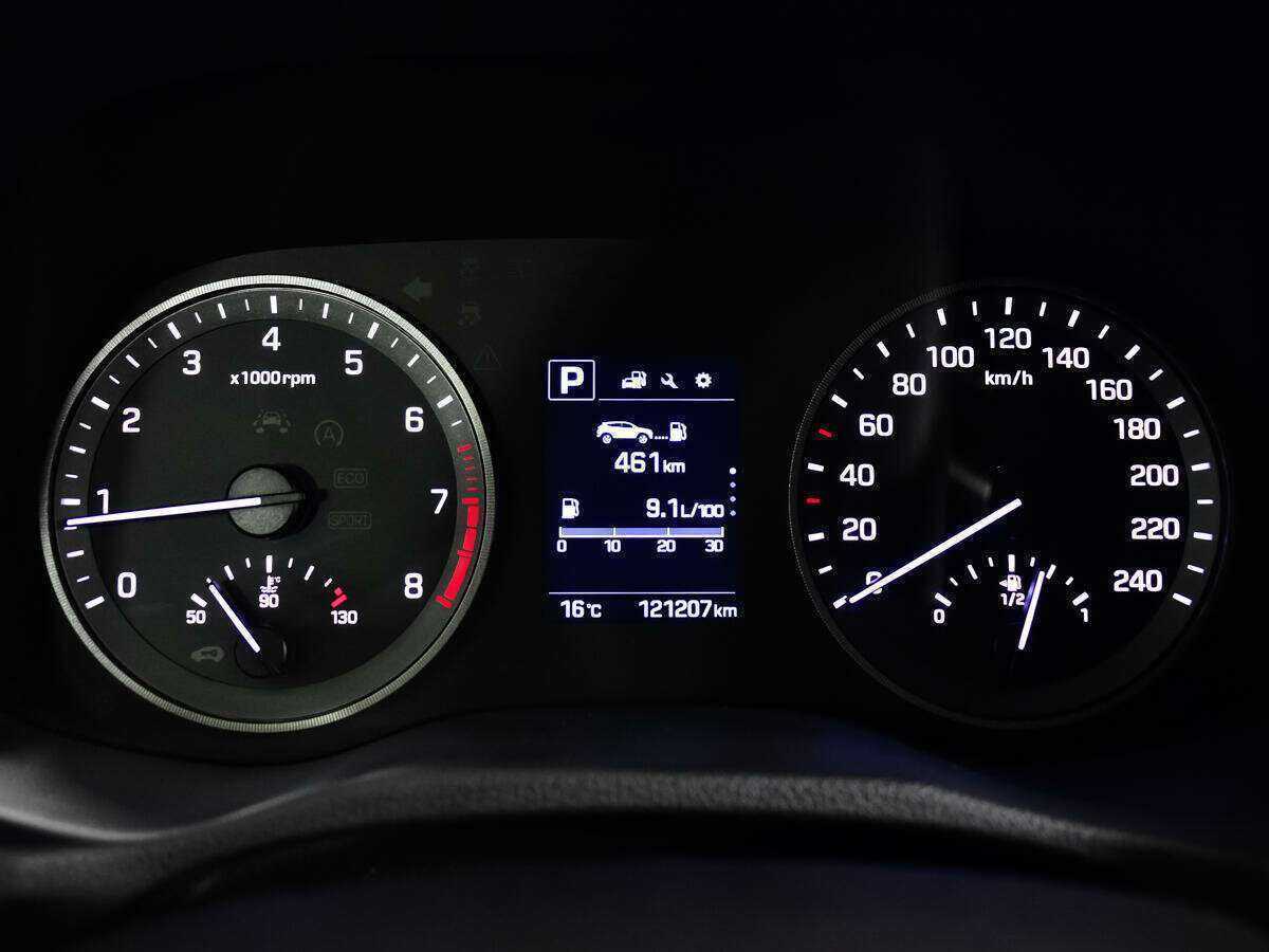 Купить Hyundai Tucson с пробегом. Фото: #9