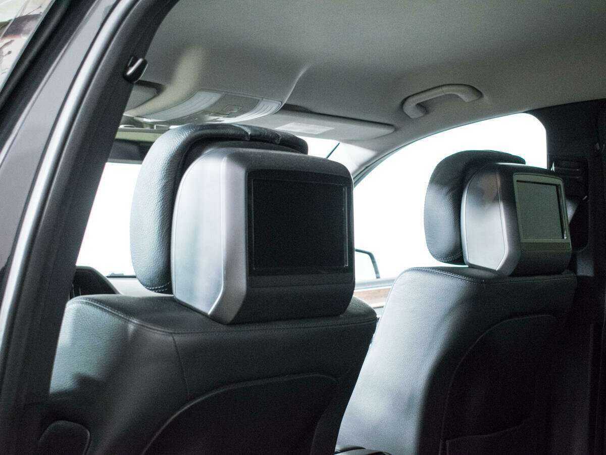 Купить Mercedes-Benz E-Класс с пробегом. Фото: #4