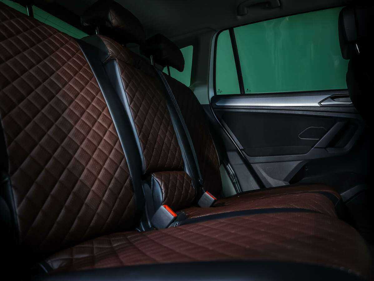 Купить Volkswagen Tiguan с пробегом. Фото: #11