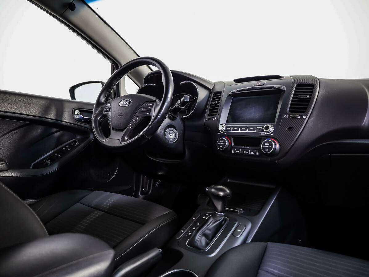 Купить Kia Cerato с пробегом. Фото: #7