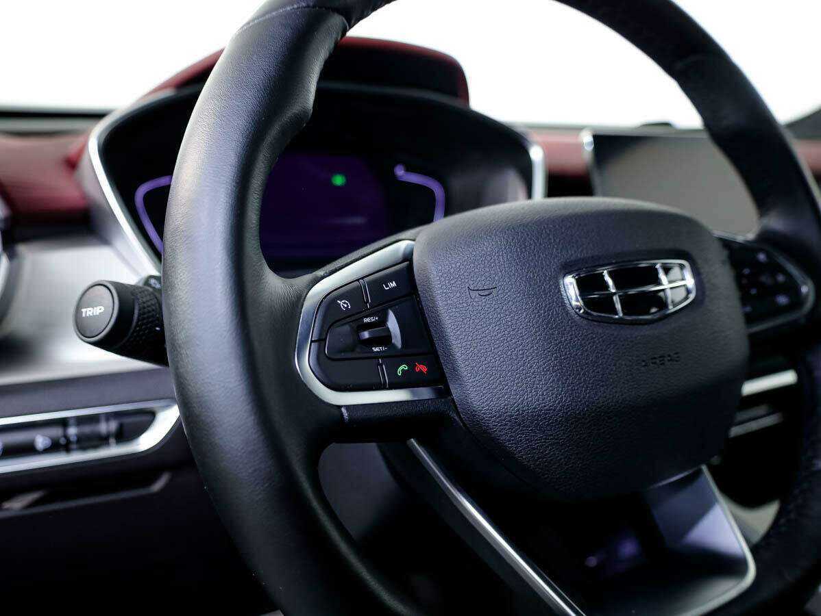 Купить Geely Coolray с пробегом. Фото: #14