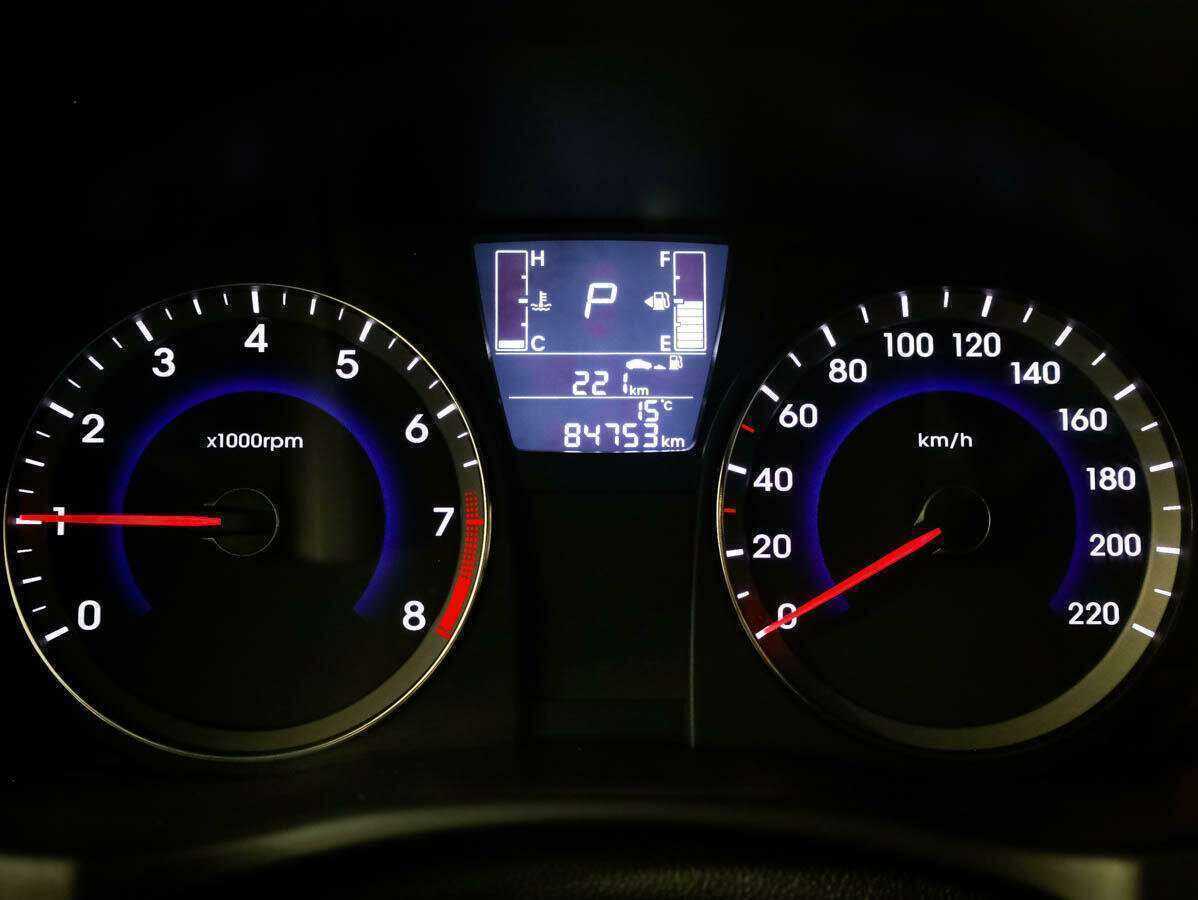 Купить Hyundai Solaris с пробегом. Фото: #10