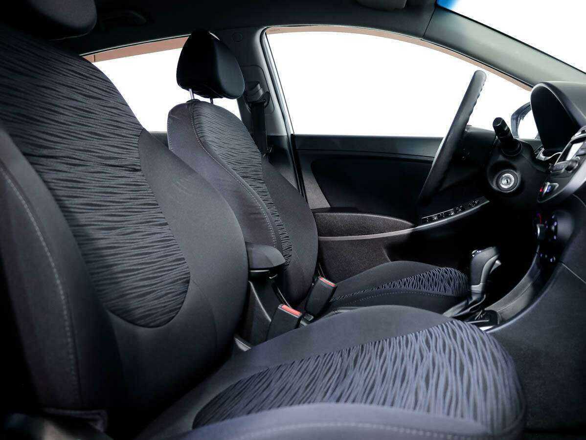 Купить Hyundai Solaris с пробегом. Фото: #11