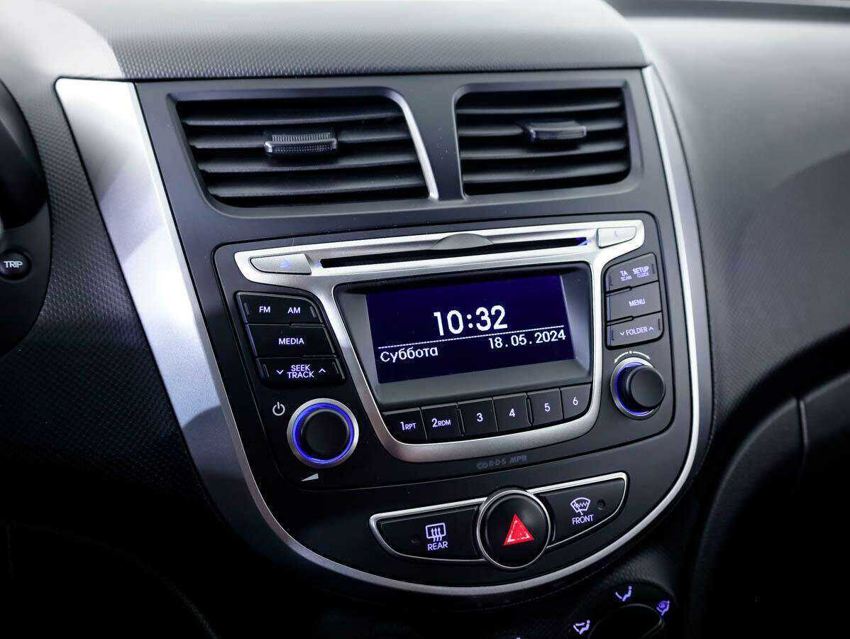 Купить Hyundai Solaris с пробегом. Фото: #14