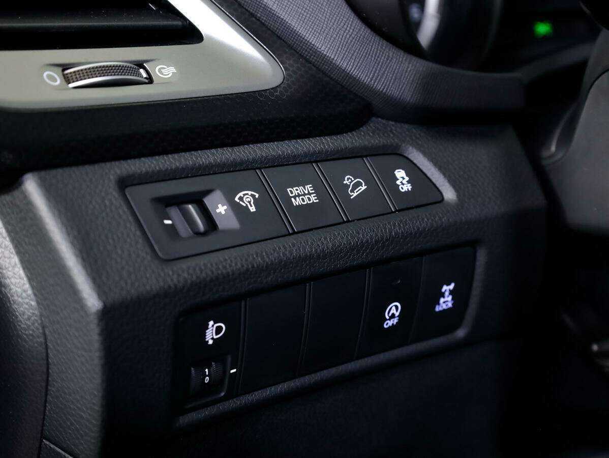 Купить Hyundai Santa Fe с пробегом. Фото: #18