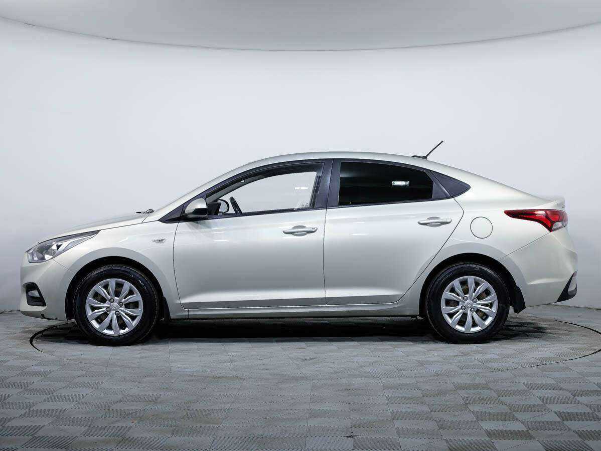 Купить Hyundai Solaris с пробегом. Фото: #6