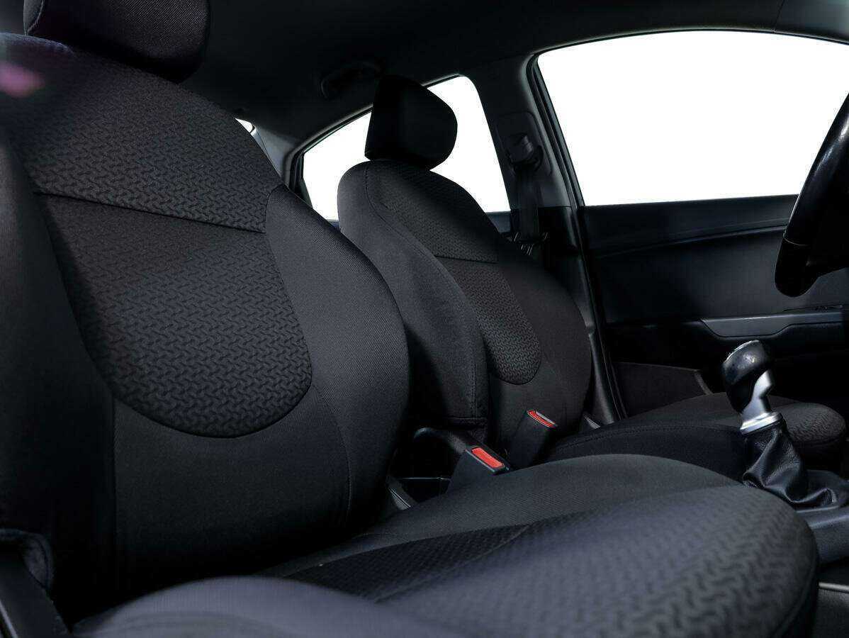 Купить Kia Rio с пробегом. Фото: #12