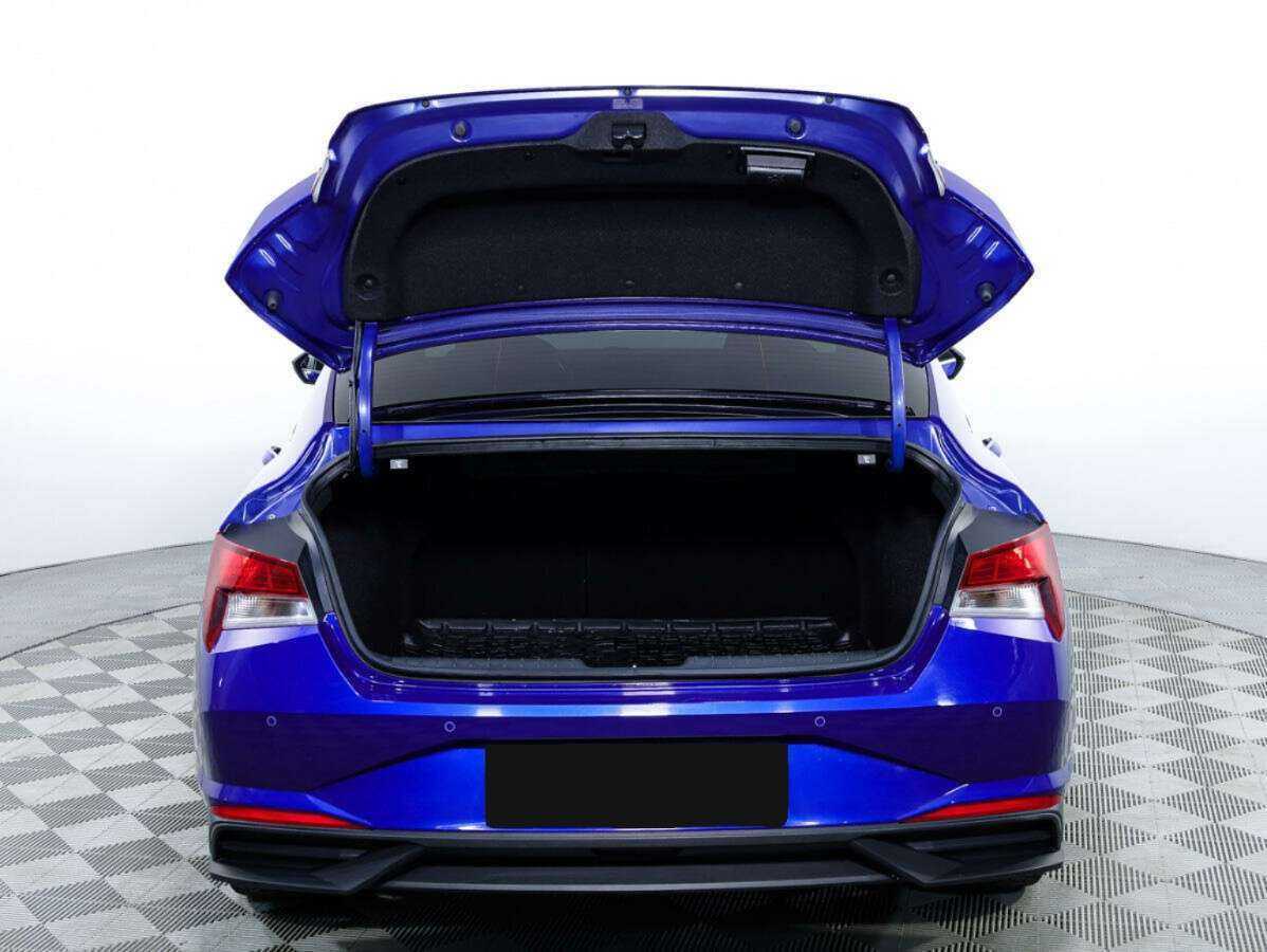 Купить Hyundai Elantra с пробегом. Фото: #8