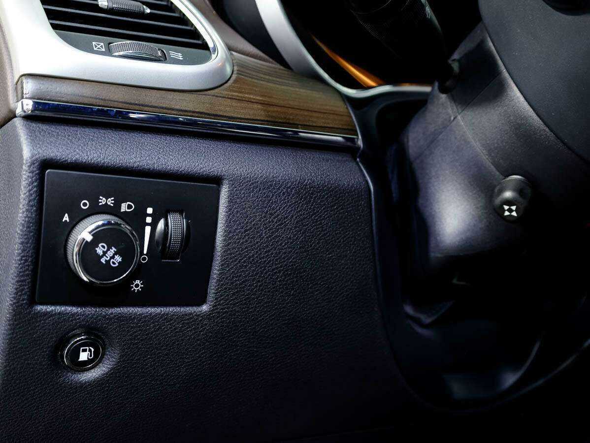 Купить Jeep Grand Cherokee с пробегом. Фото: #21