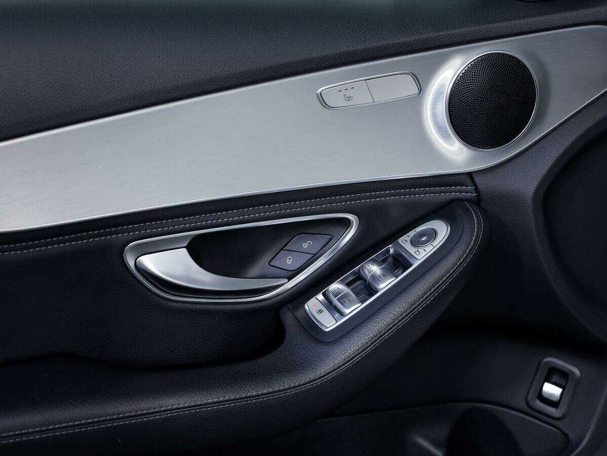 Купить Mercedes-Benz C-Класс с пробегом. Фото: #19