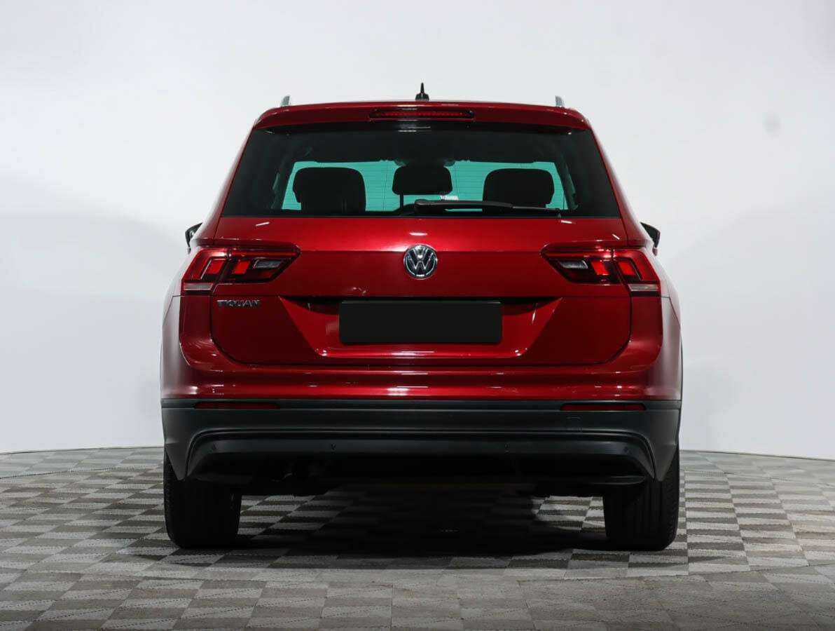 Купить Volkswagen Tiguan с пробегом. Фото: #5