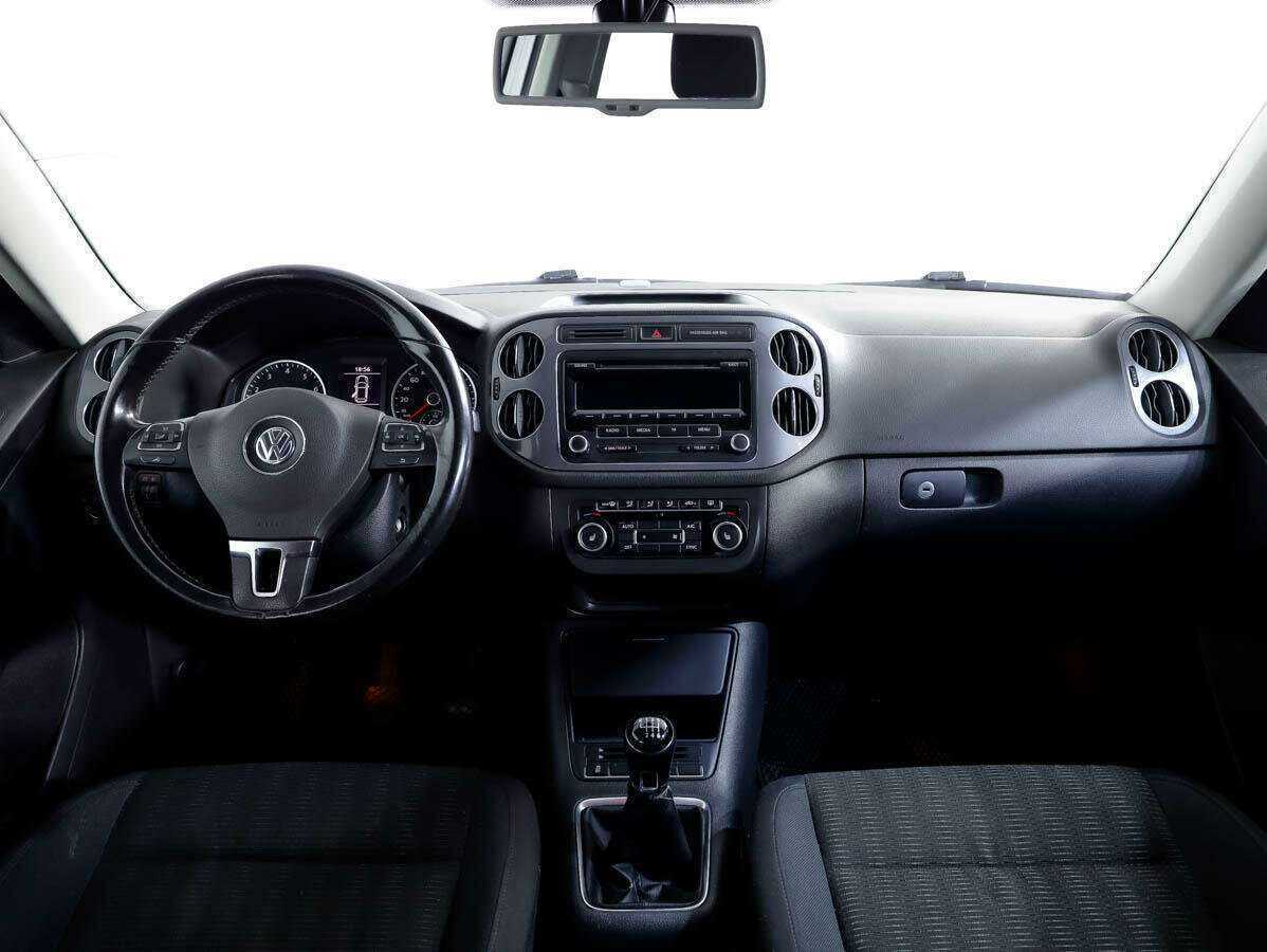 Купить Volkswagen Tiguan с пробегом. Фото: #8