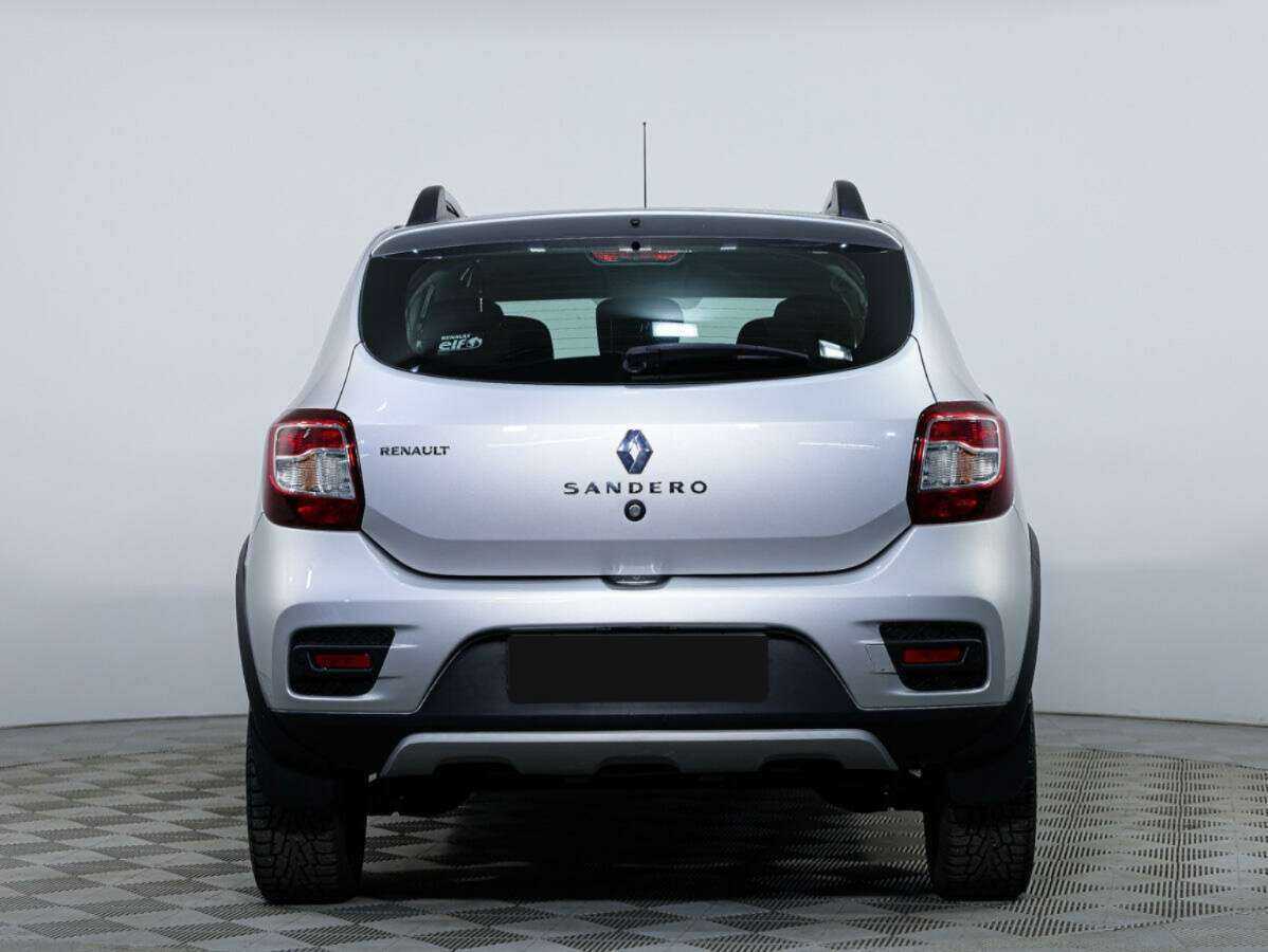 Купить Renault Sandero с пробегом. Фото: #4