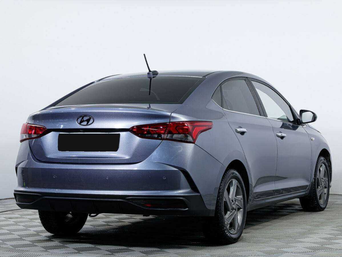 Купить Hyundai Solaris с пробегом. Фото: #2