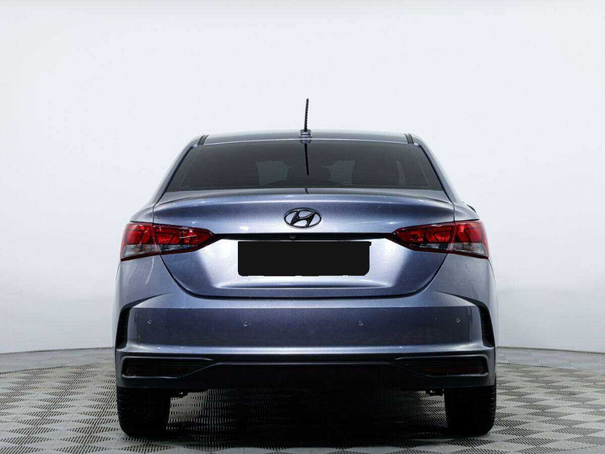 Купить Hyundai Solaris с пробегом. Фото: #3