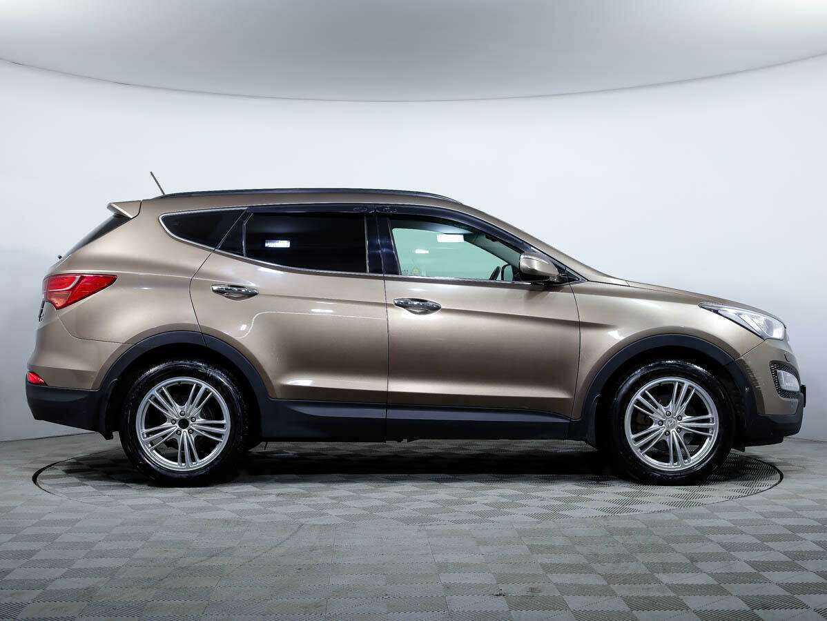 Купить Hyundai Santa Fe с пробегом. Фото: #2