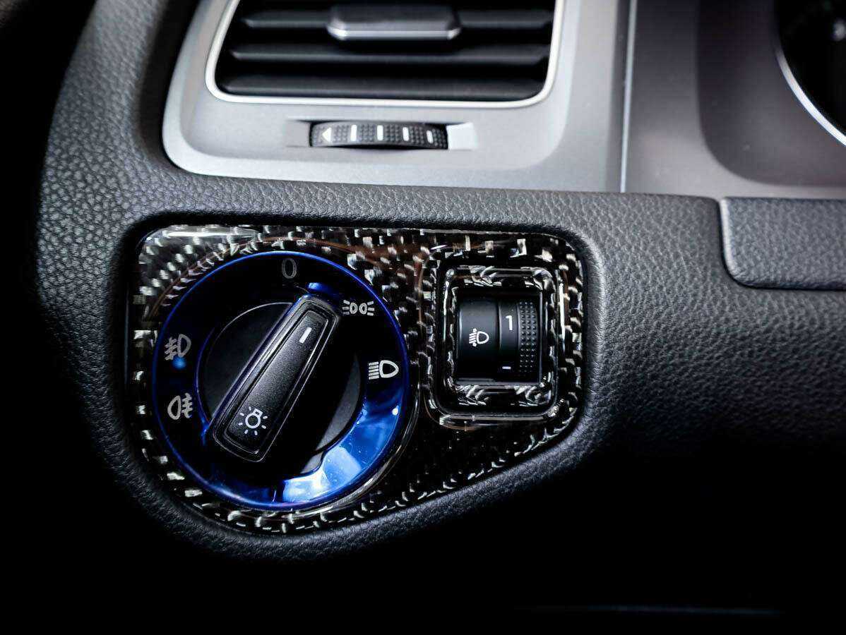 Купить Volkswagen Golf с пробегом. Фото: #17