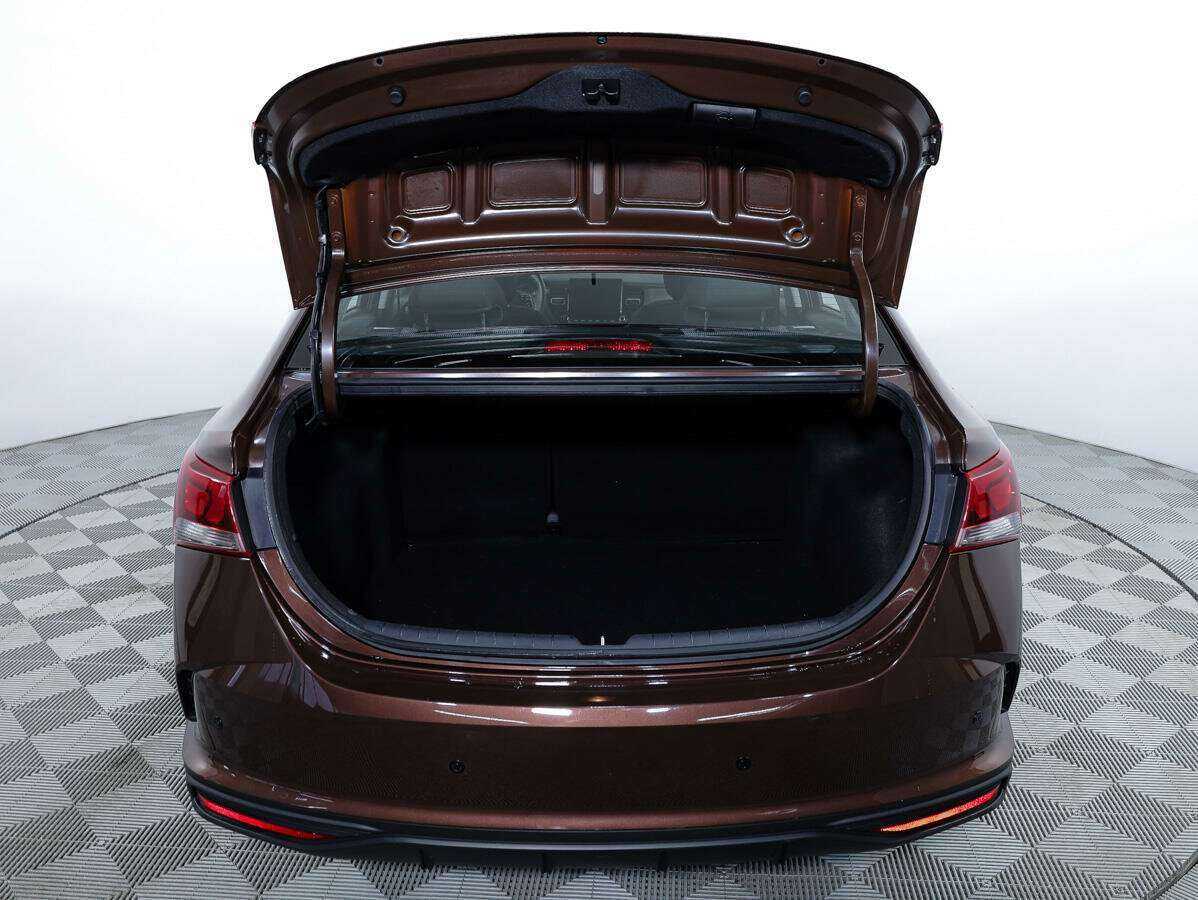 Купить Hyundai Solaris с пробегом. Фото: #7