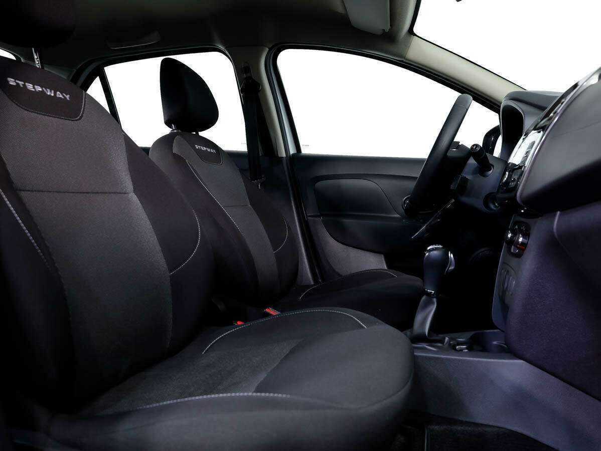 Купить Renault Logan с пробегом. Фото: #10