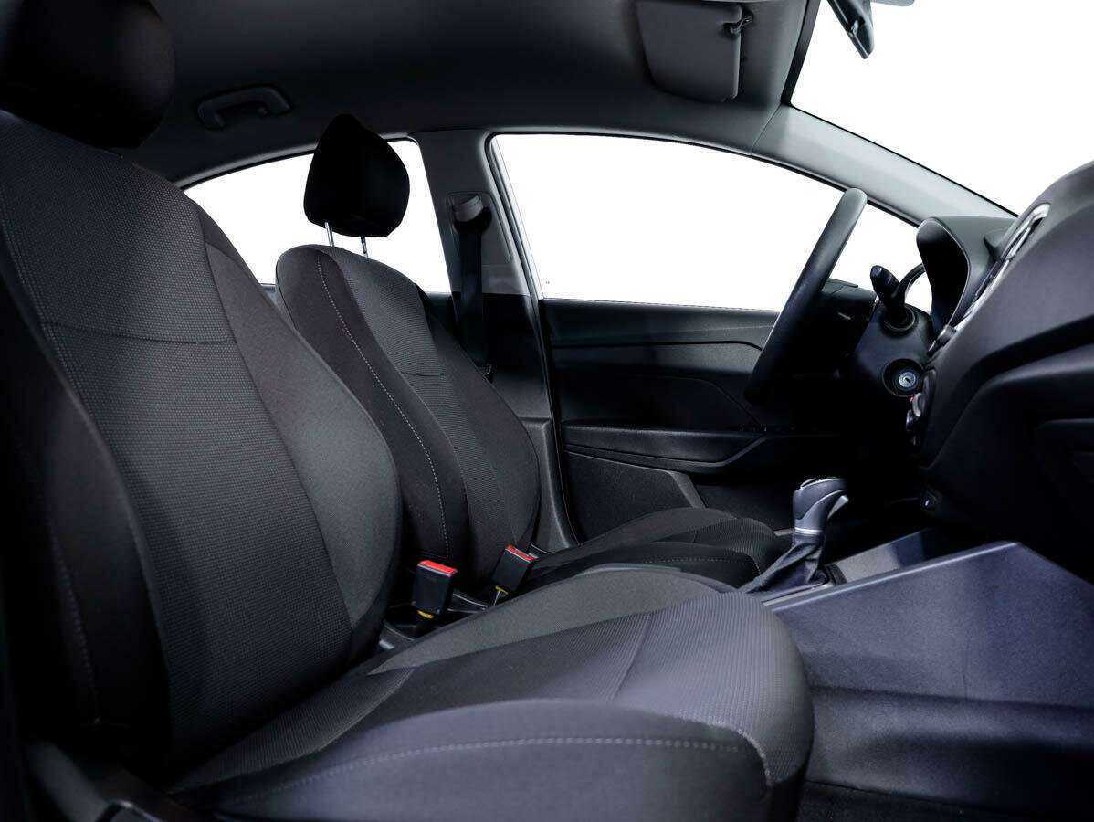 Купить Hyundai Solaris с пробегом. Фото: #11